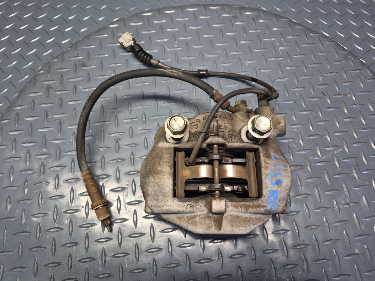 01-06 Lexus UCF30L LS430 Set of 2 Rear Left & Right Sumitomo Brake Caliper OEM