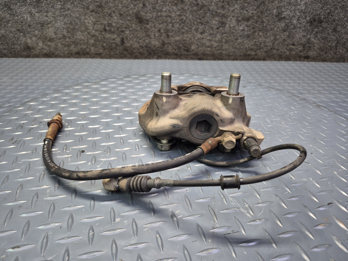 01-06 Lexus UCF30L LS430 Set of 2 Rear Left & Right Sumitomo Brake Caliper OEM