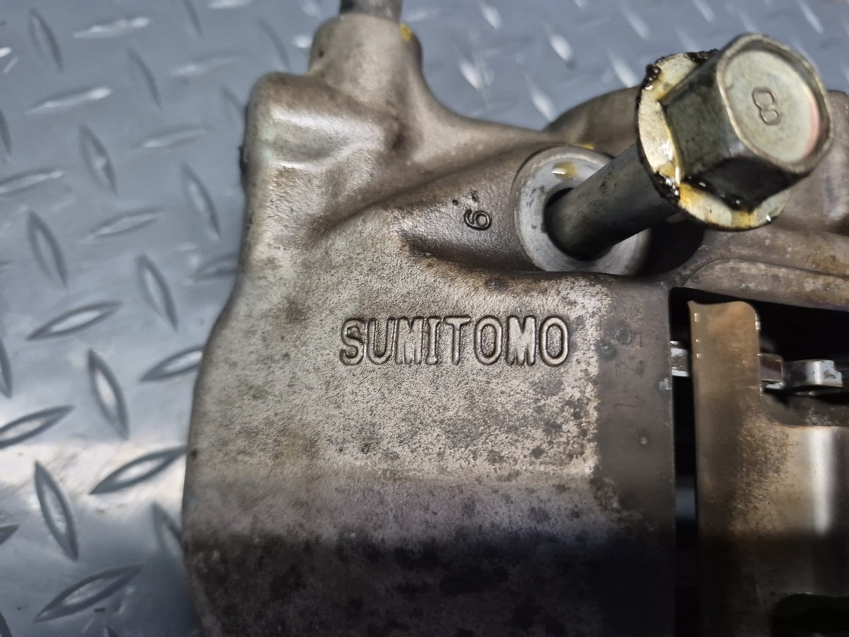 01-06 Lexus UCF30L LS430 Set of 2 Front Left & Right Sumitomo Brake Caliper OEM