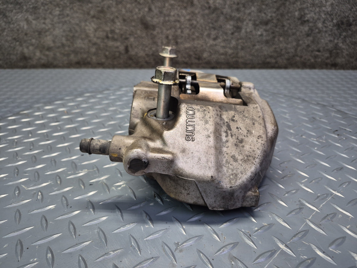 01-06 Lexus UCF30L LS430 Set of 2 Front Left & Right Sumitomo Brake Caliper OEM