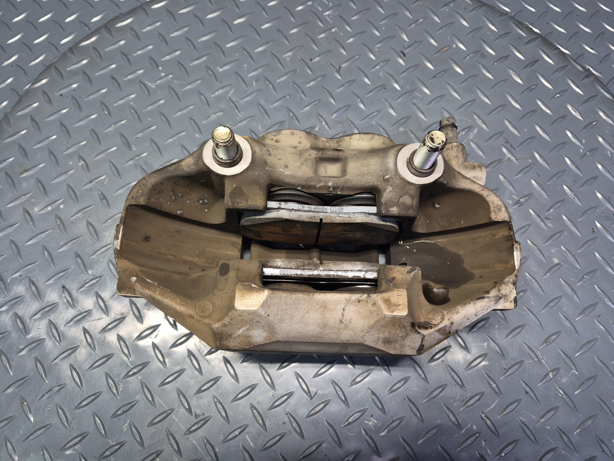 01-06 Lexus UCF30L LS430 Set of 2 Front Left & Right Sumitomo Brake Caliper OEM
