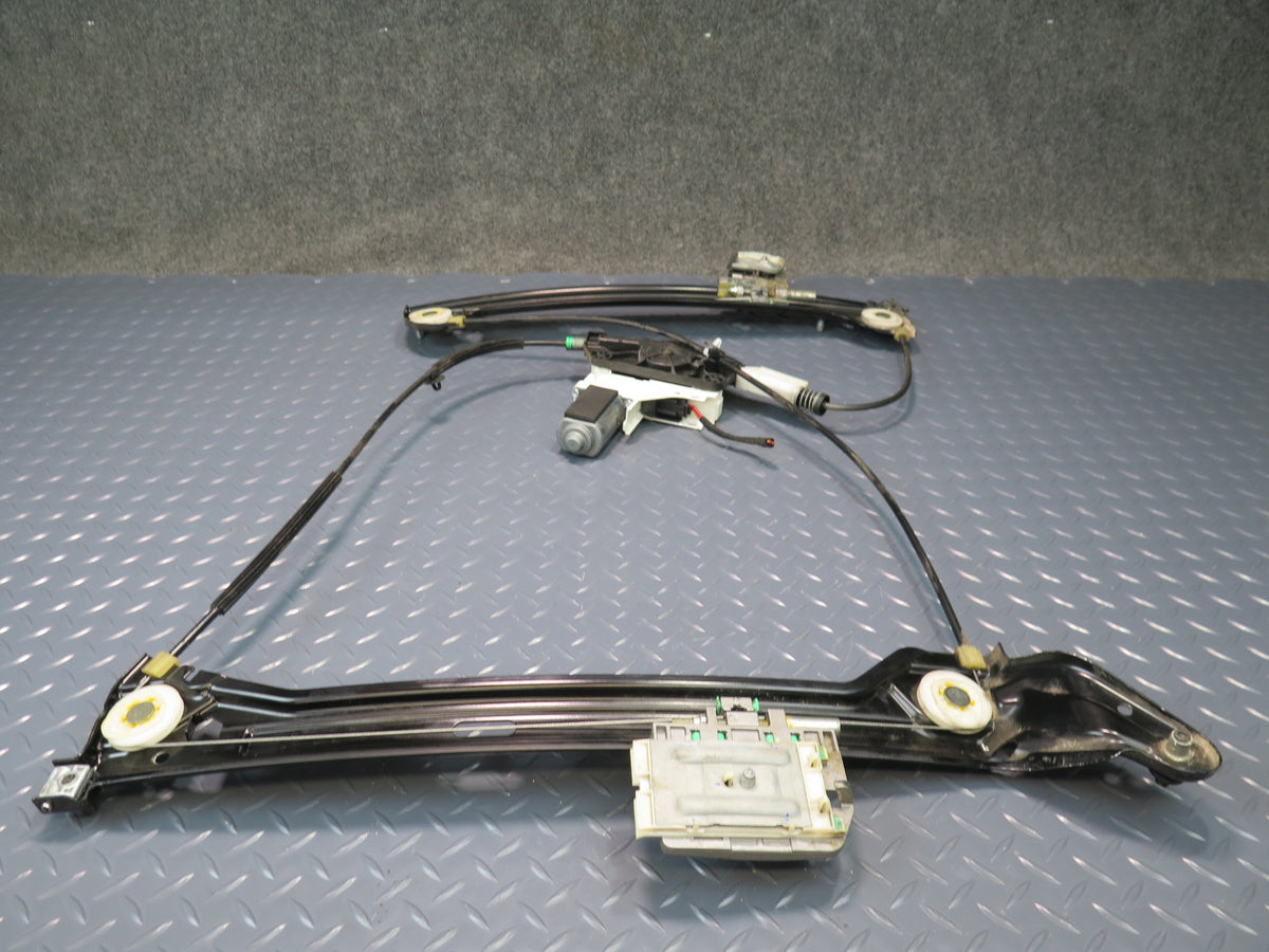 13-16 Audi 8F7 S5 RS5 Convertible Right Door Window Regulator w Motor OEM