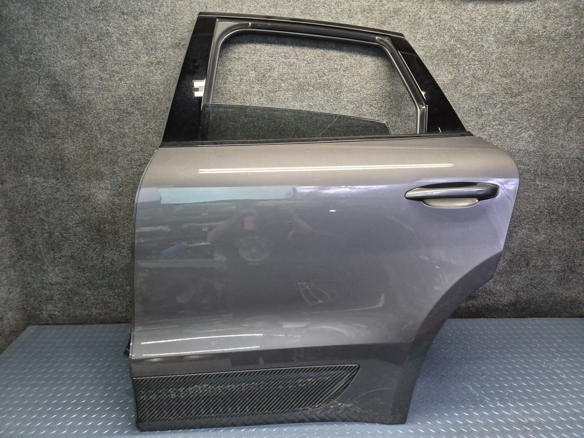15-18 Porsche Macan Rear Left Door Shell Panel W/ Keyless Handle Window Motor