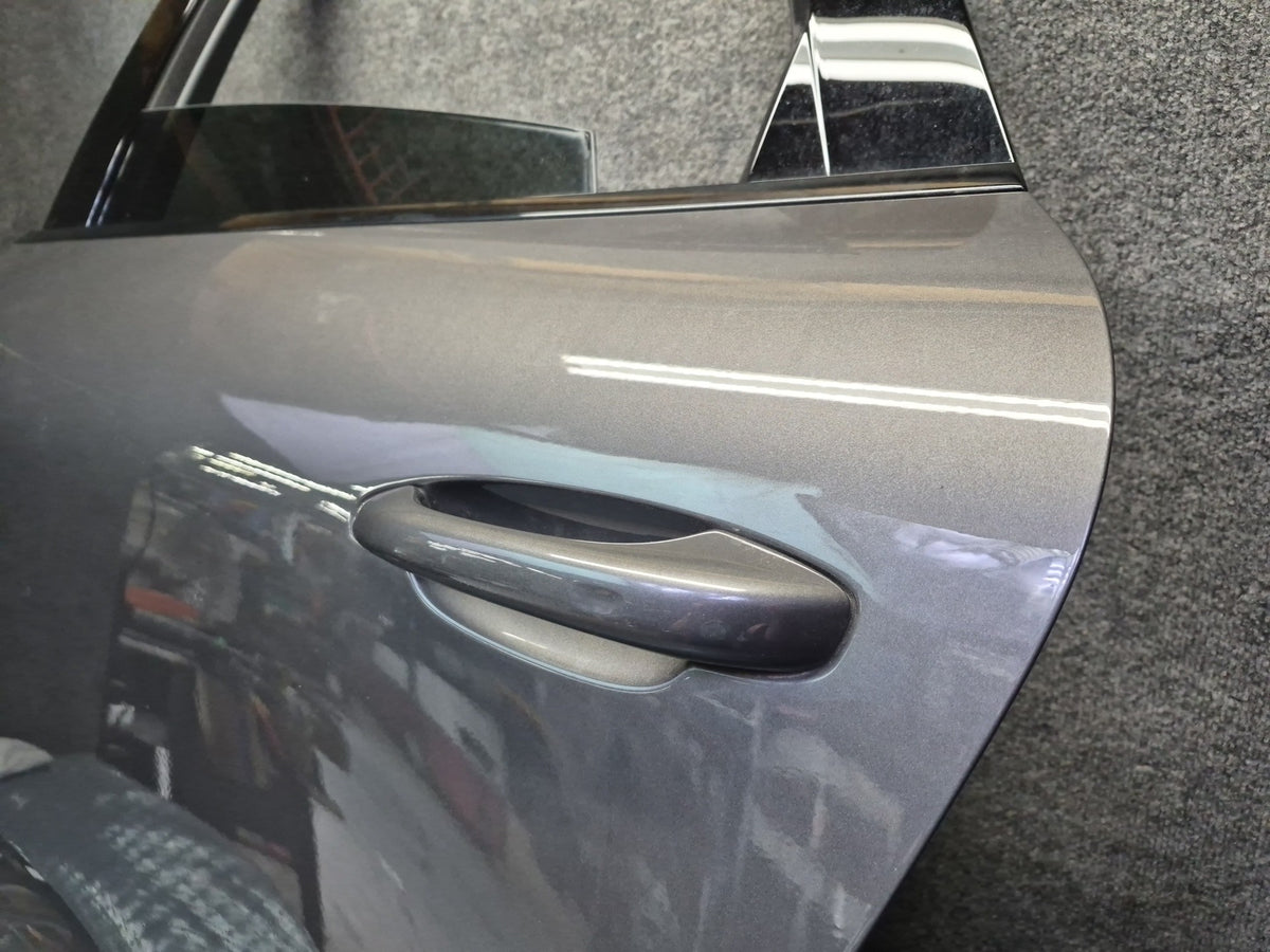 15-18 Porsche Macan Rear Left Door Shell Panel W/ Keyless Handle Window Motor