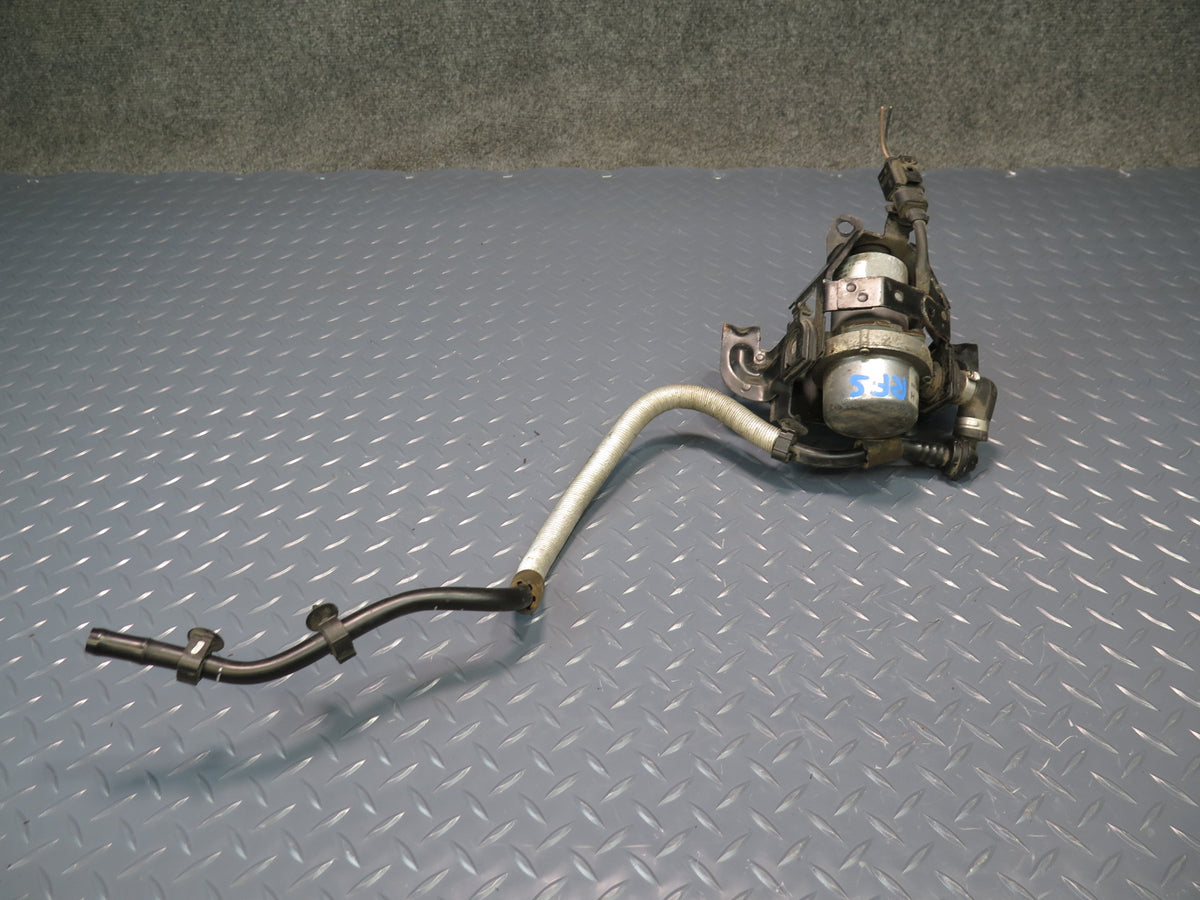 08-15 Audi A5 S5 RS5 8F7 Brake Booster Vacuum Pump w Pipe 8E0927317H OEM