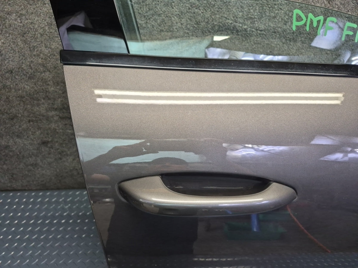 2015-2018 Porsche Macan Front Right Passenger Side Door Shell Panel Gray