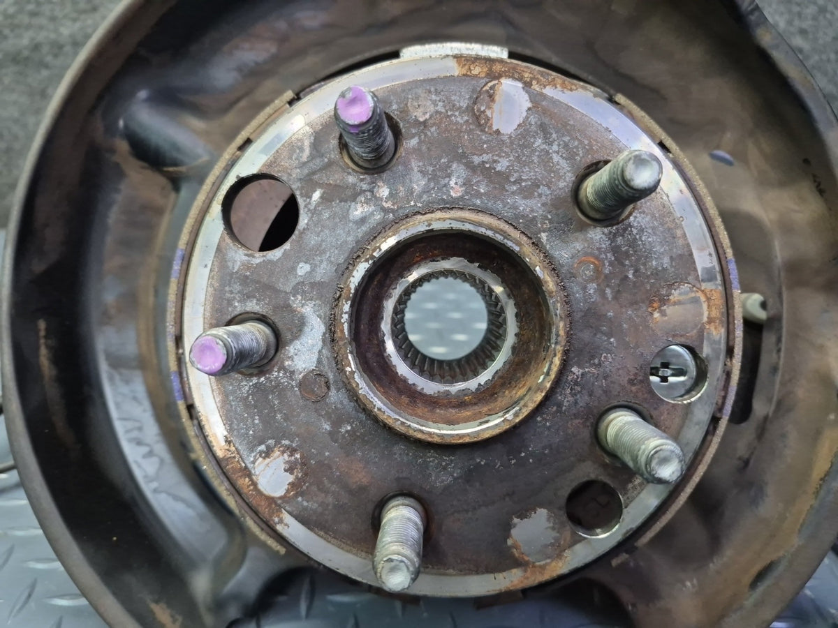 01-06 Lexus LS430 UCF30L RWD Rear Right Spindle Knuckle Wheel Hub Bearing OEM