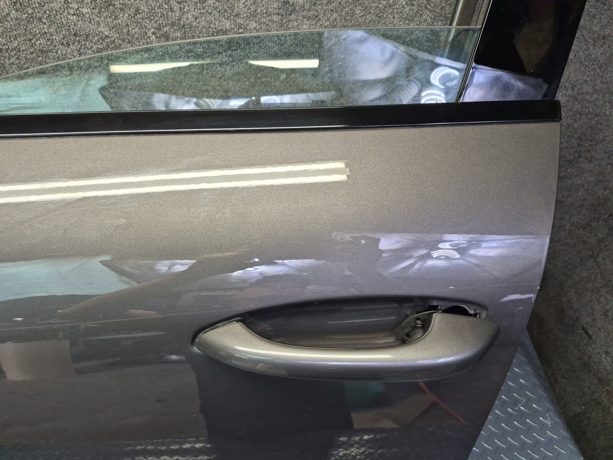 2015-2018 Porsche Macan Front Left Driver Side Door Shell Panel Gray