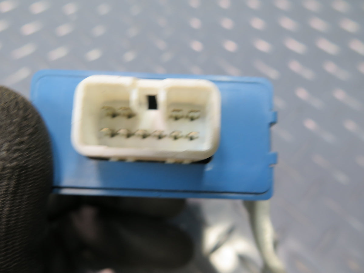 94-95 Toyota Hiace KZH106W RHD Room Lamp Control Relay Module Unit OEM