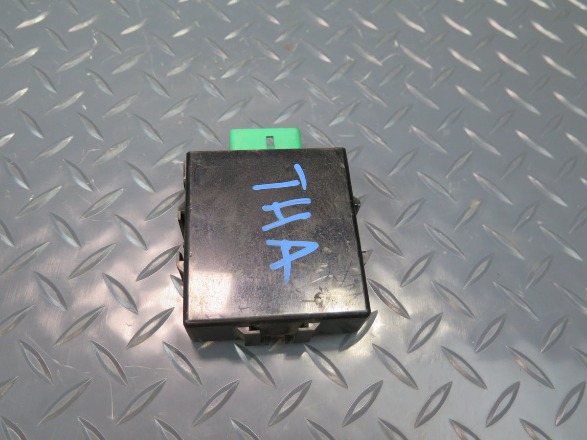 94-95 Toyota Hiace KZH106W Mirror Control Module 87989-26010 OEM