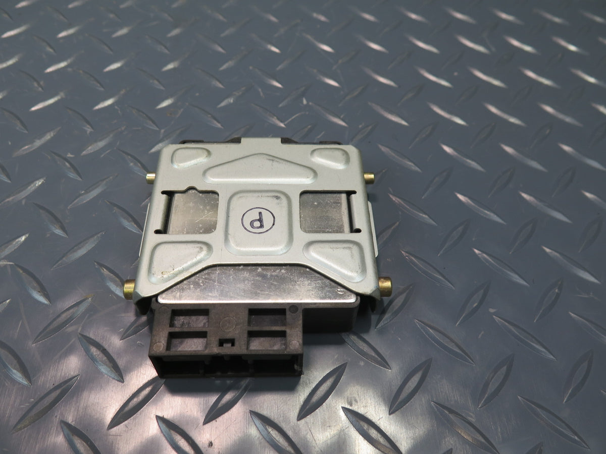93-95 Toyota Hiace KZH106W Suspension Absorber Control Module 89243-26020 OEM
