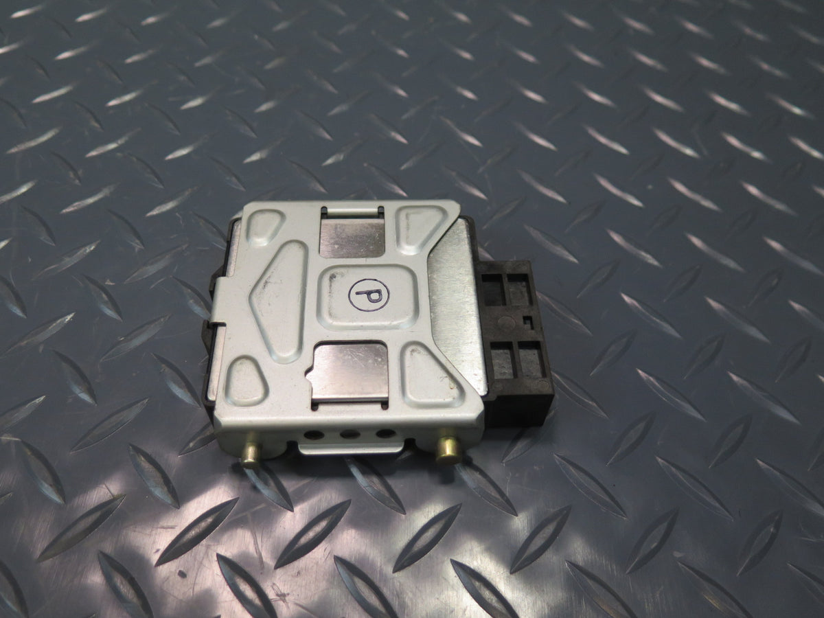 93-95 Toyota Hiace KZH106W Suspension Absorber Control Module 89243-26020 OEM
