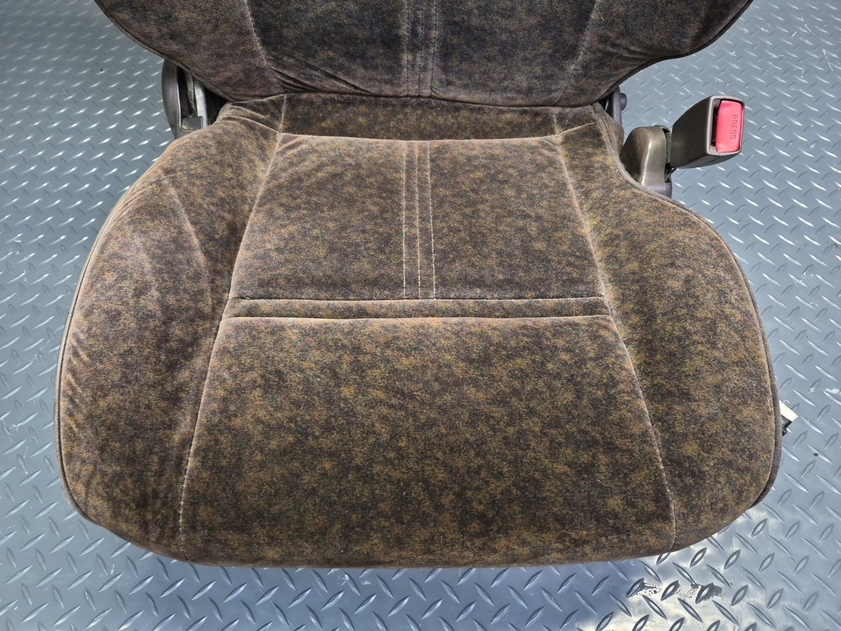 94-95 Toyota Hiace KZH106W Super Custom Front Power Velours Seat Brown Set OEM