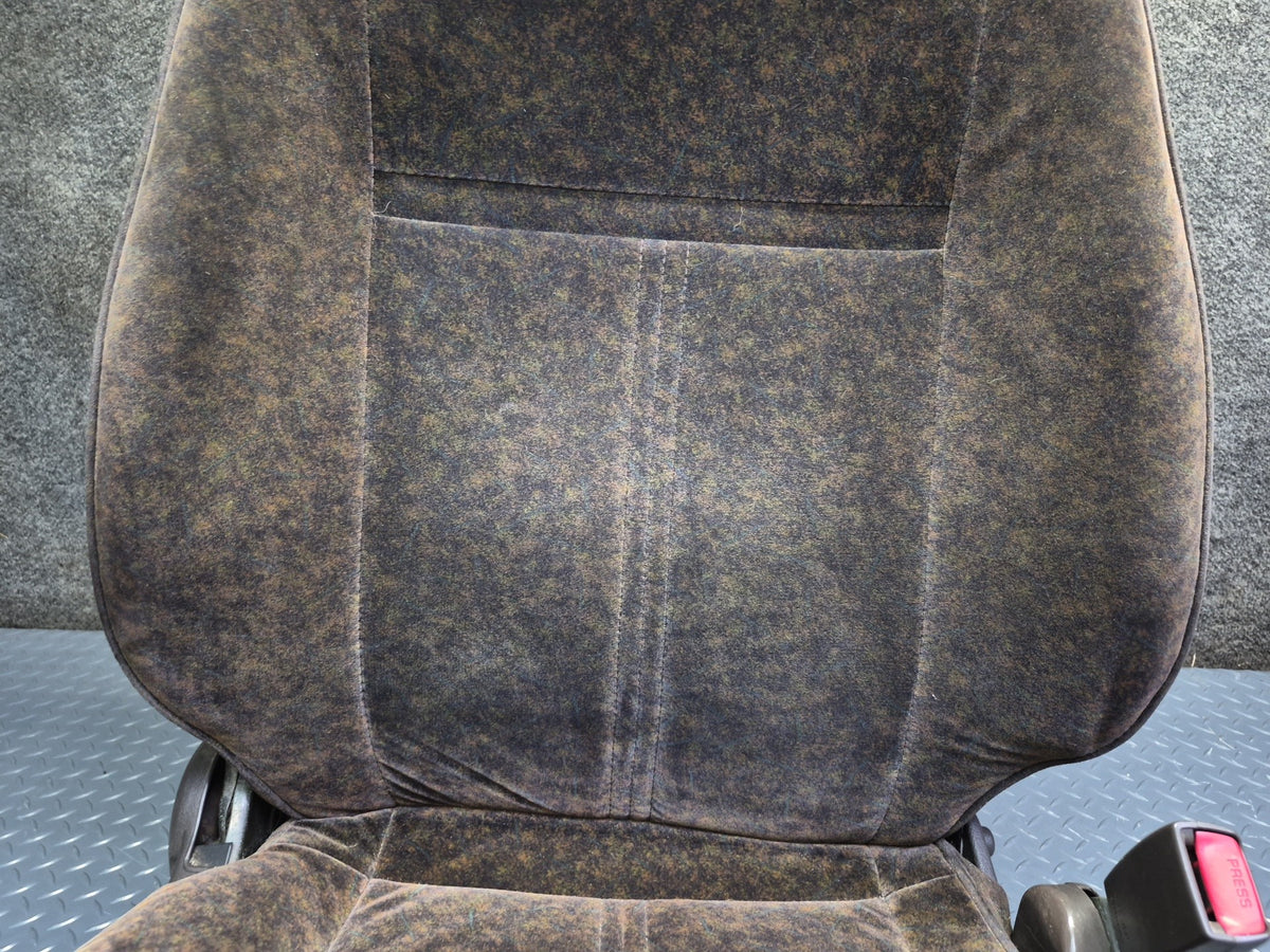 94-95 Toyota Hiace KZH106W Super Custom Front Power Velours Seat Brown Set OEM