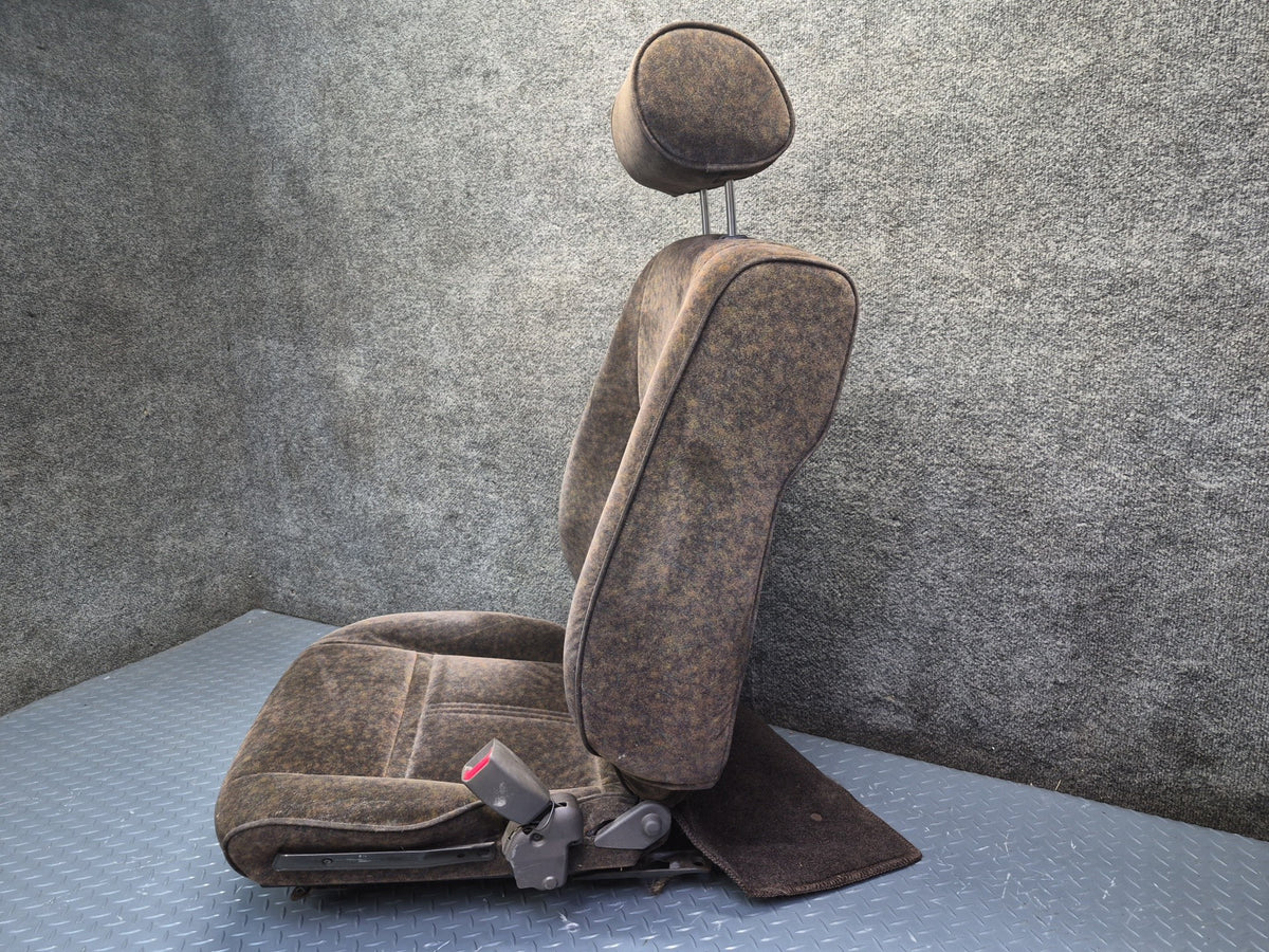 94-95 Toyota Hiace KZH106W Super Custom Front Power Velours Seat Brown Set OEM