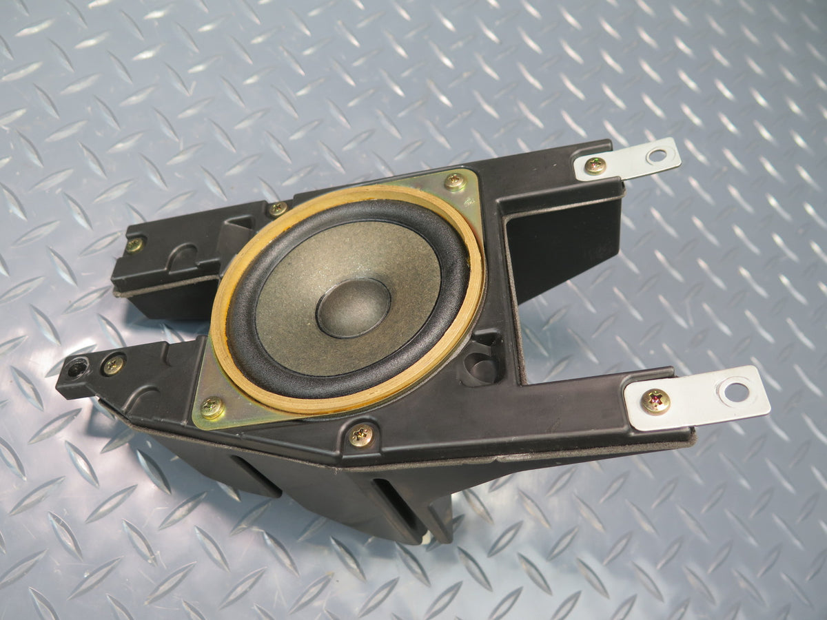 93-96 Toyota Hiace KZH106W Dash Front Right Audio Speaker w Box 86150-26040 OEM