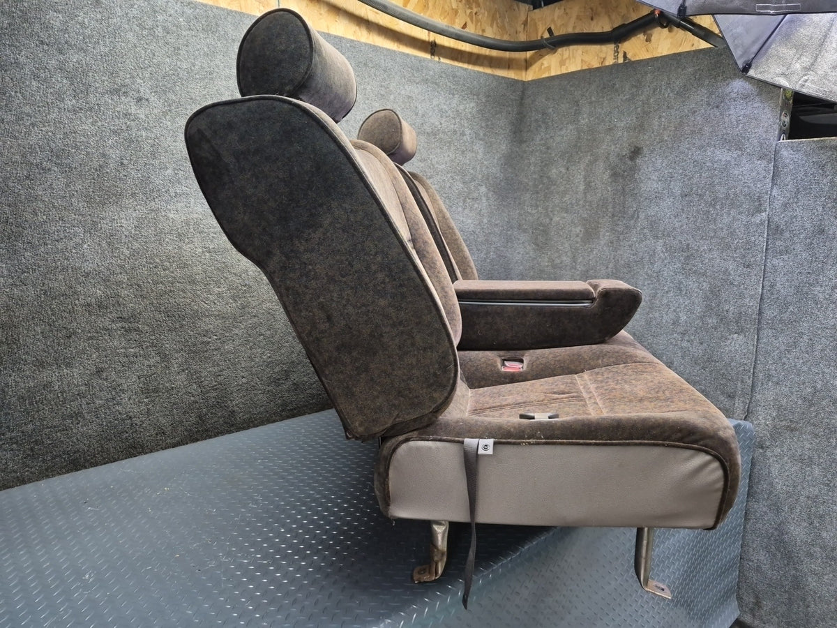 94-95 Toyota Hiace KZH106W Super Custom Rear Third ROW Velours Seat Brown OEM