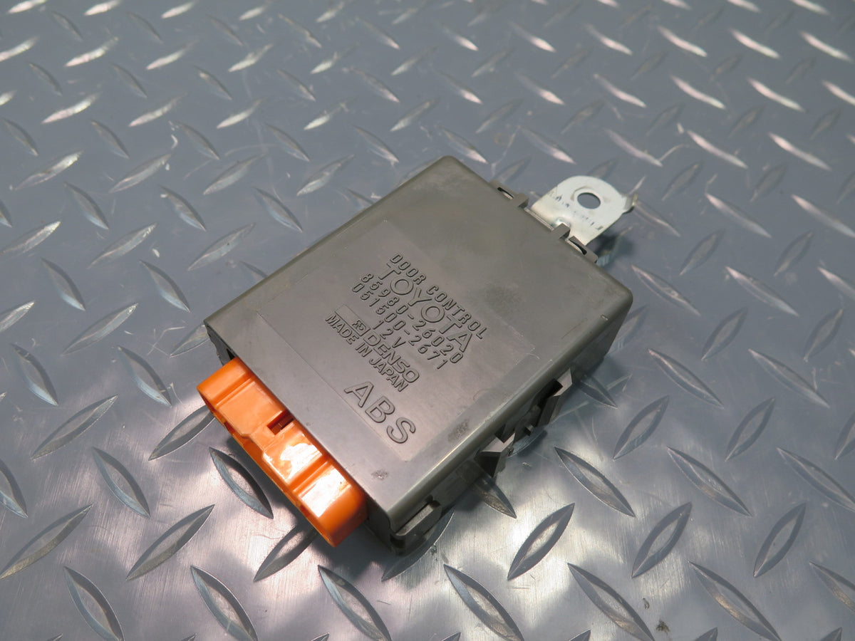 93-95 Toyota Hiace KZH106W Door Control Module Unit 85980-26020 OEM