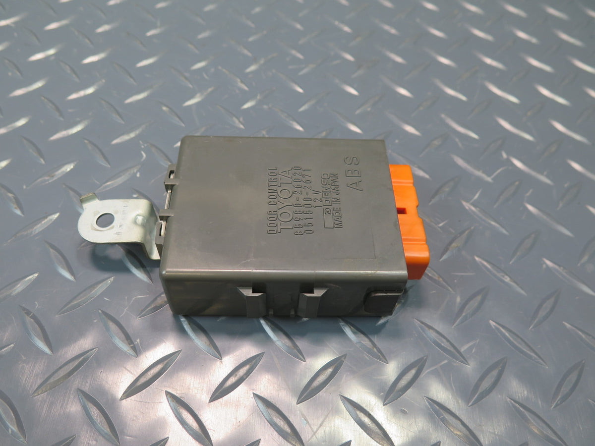 93-95 Toyota Hiace KZH106W Door Control Module Unit 85980-26020 OEM
