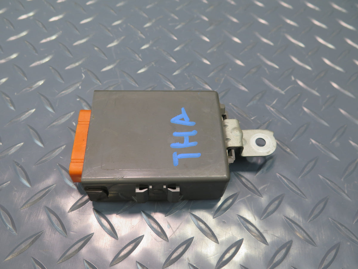 93-95 Toyota Hiace KZH106W Door Control Module Unit 85980-26020 OEM
