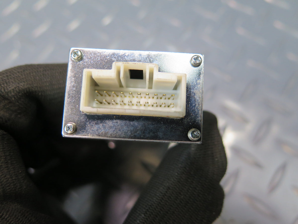 1994 Toyota Hiace KZH106W SLA-70 Sound Adapter Beat-sonic