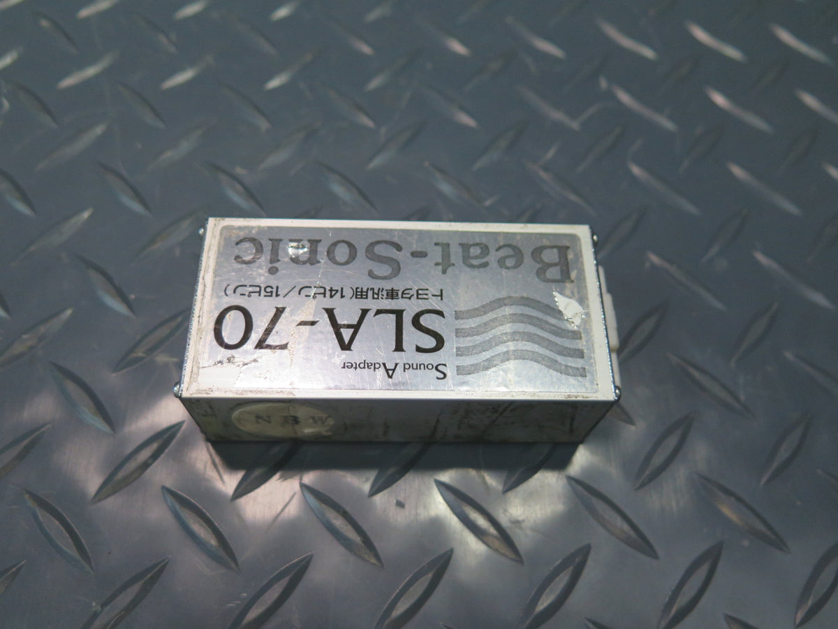 1994 Toyota Hiace KZH106W SLA-70 Sound Adapter Beat-sonic