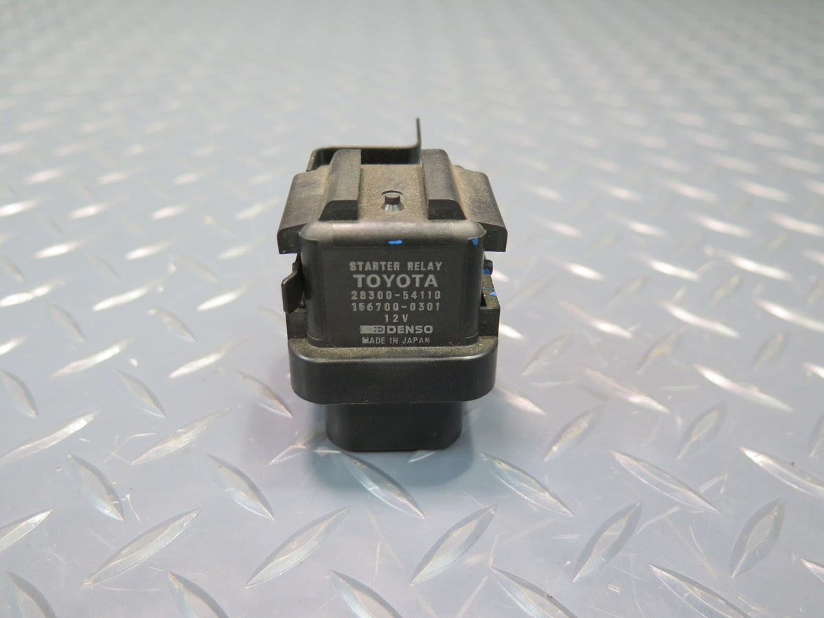 93-95 Toyota Hiace KZH106W Starter Relay 28300-54110 OEM