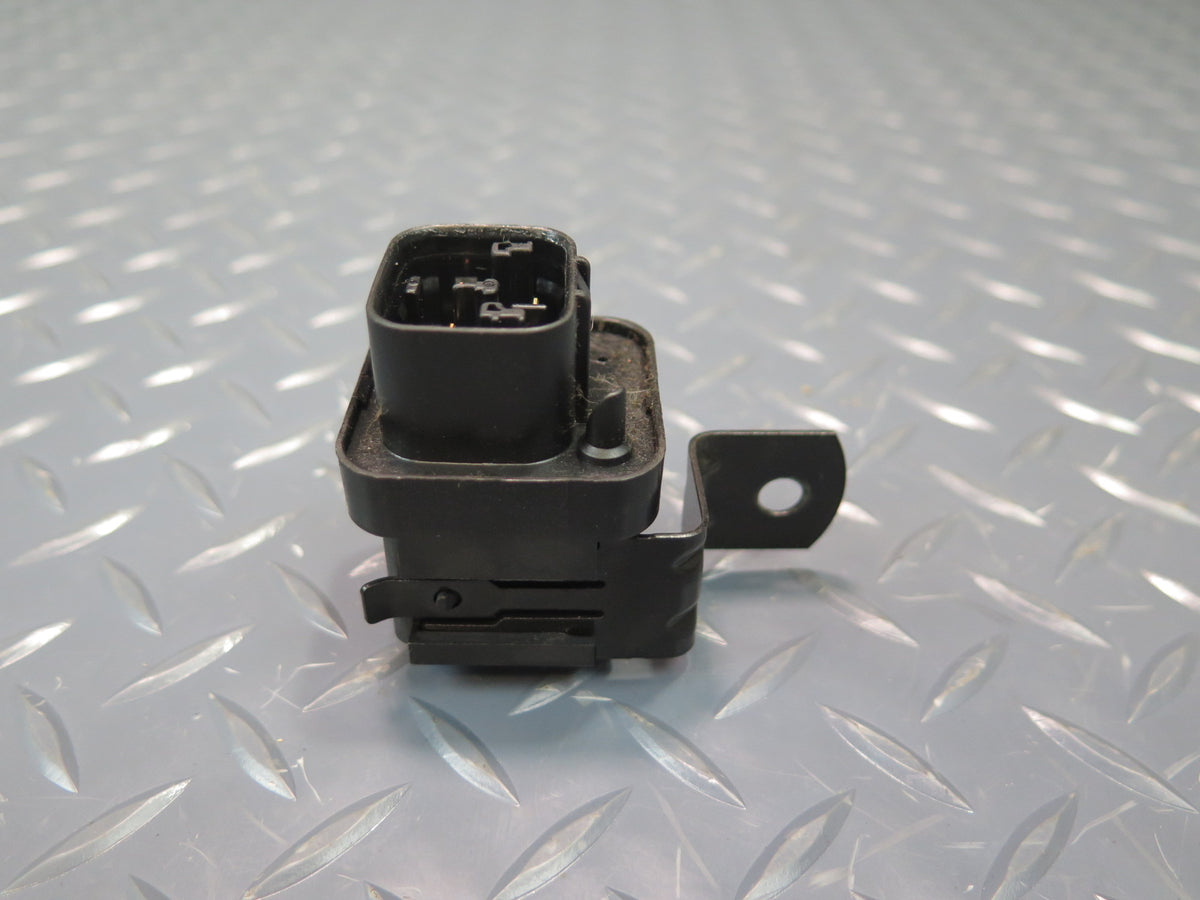 93-95 Toyota Hiace KZH106W Starter Relay 28300-54110 OEM
