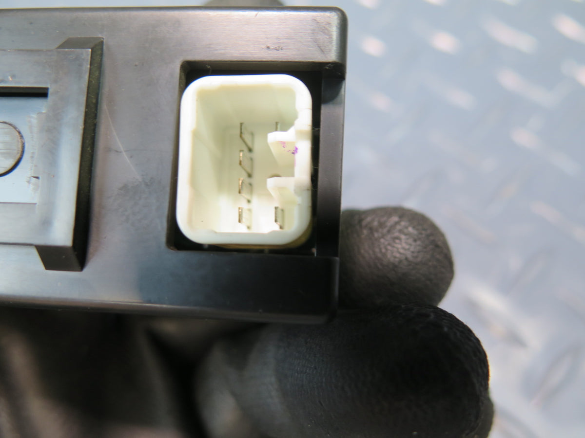 93-96 Toyota Hiace KZH106W Rear Wiper Control Module 85940-26020 OEM