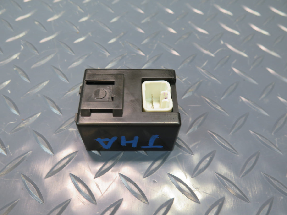 93-96 Toyota Hiace KZH106W Rear Wiper Control Module 85940-26020 OEM