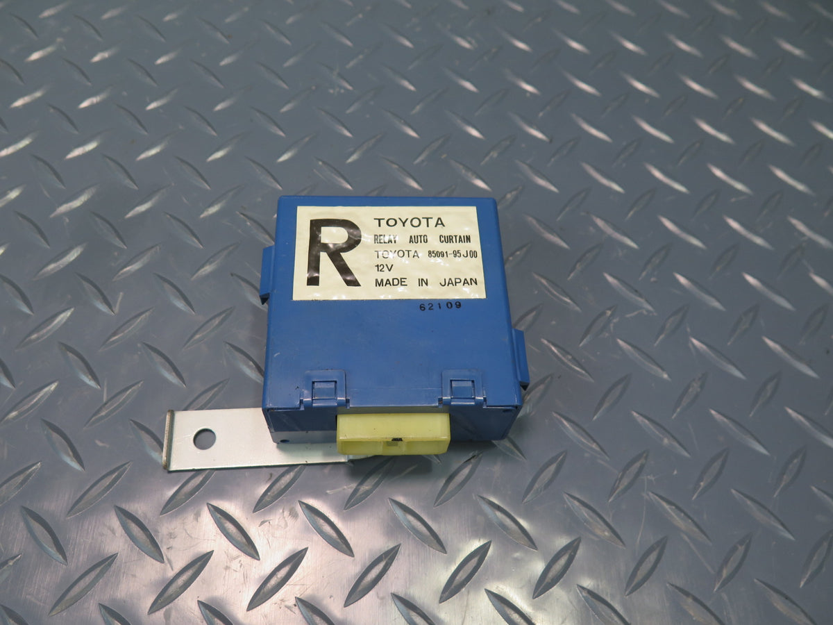 93-95 Toyota Hiace KZH106W Right Auto Curtain Relay 85091-95J00 OEM