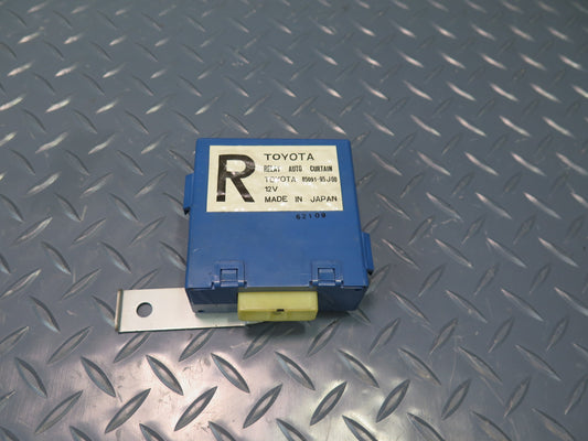 93-95 Toyota Hiace KZH106W Right Auto Curtain Relay 85091-95J00 OEM