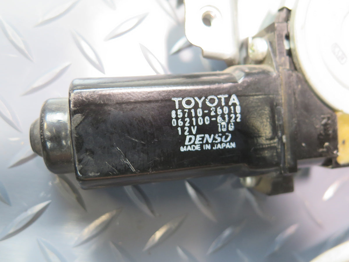 94-95 Toyota Hiace KZH106W Front Right Door Window Regulator w Motor OEM