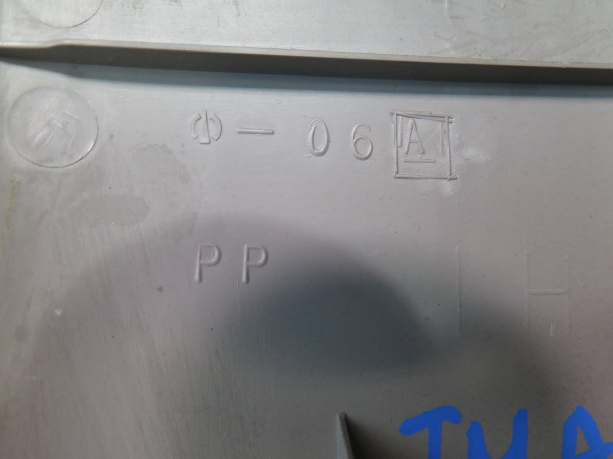 93-99 Toyota Hiace KZH106W Set of 2 Interior C Pillar Trim Cover Panel Beige OEM