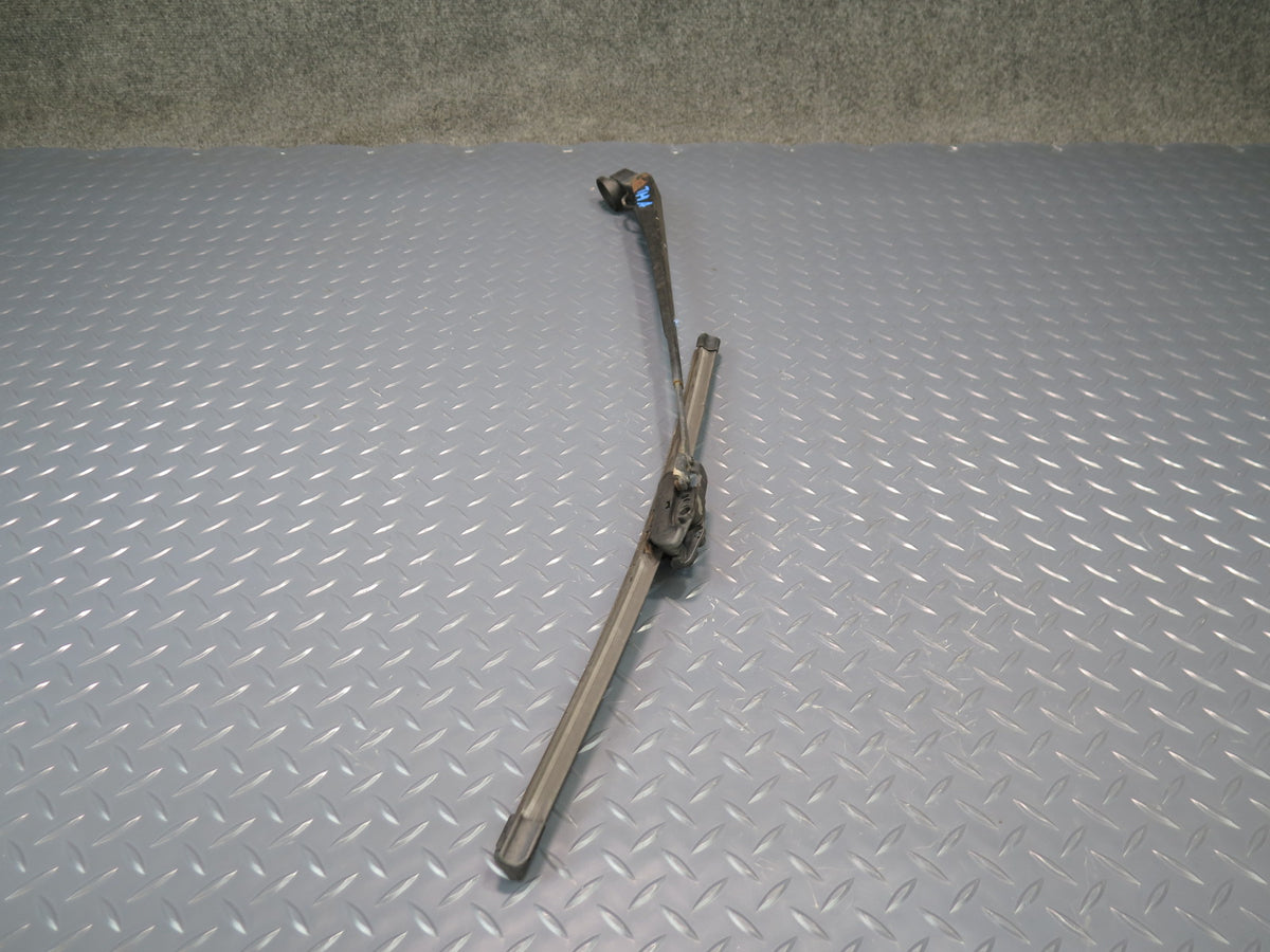89-96 Toyota Hiace KZH106W Front Left & Right Side Windshield Wiper Arm Set OEM
