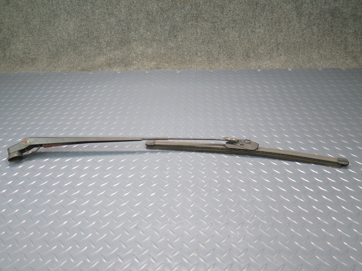 89-96 Toyota Hiace KZH106W Front Left & Right Side Windshield Wiper Arm Set OEM