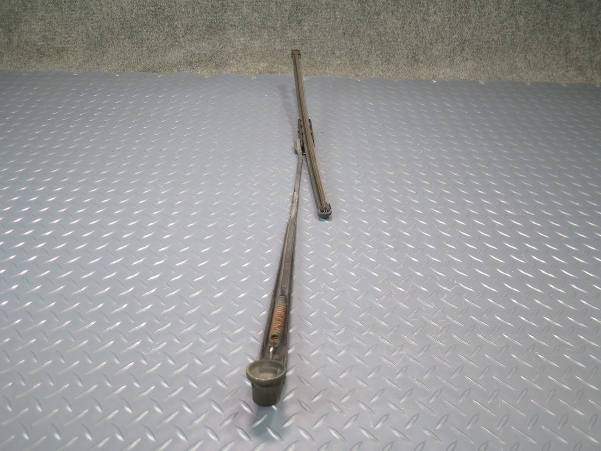 89-96 Toyota Hiace KZH106W Front Left & Right Side Windshield Wiper Arm Set OEM