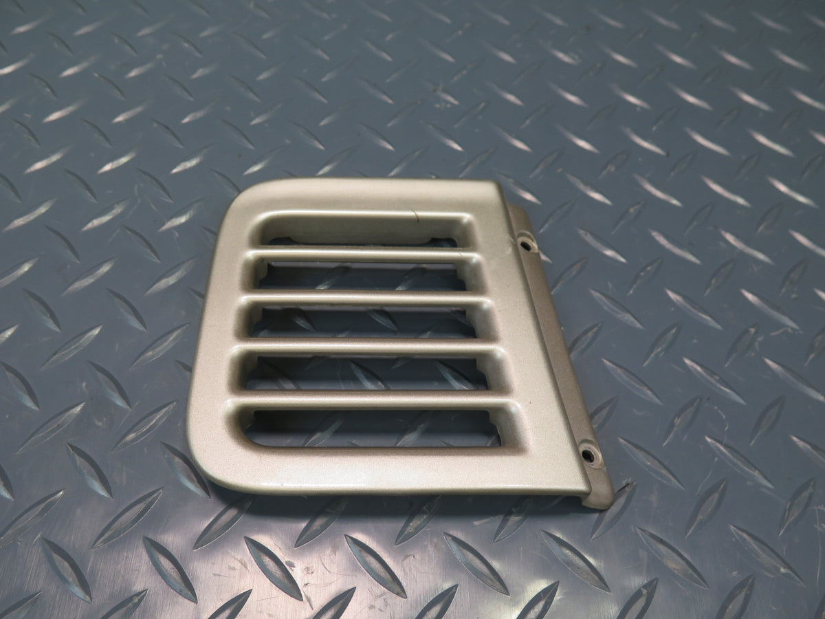 93-96 Toyota Hiace KZH106W Front Right Air Intake Duct Grille OEM
