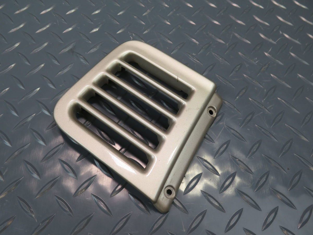 93-96 Toyota Hiace KZH106W Front Right Air Intake Duct Grille OEM