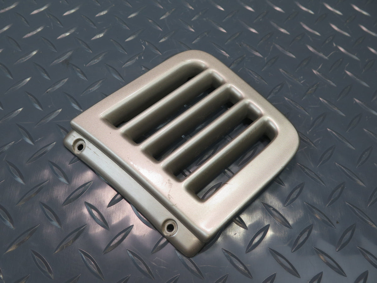 93-96 Toyota Hiace KZH106W Front Right Air Intake Duct Grille OEM