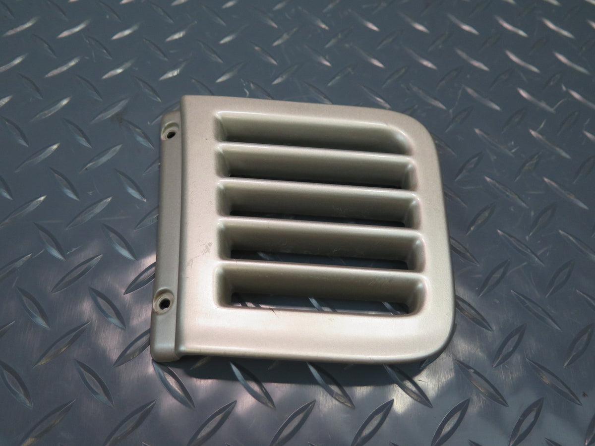 93-96 Toyota Hiace KZH106W Front Right Air Intake Duct Grille OEM