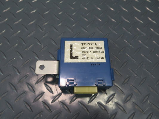 93-95 Toyota Hiace KZH106W Left Auto Curtain Relay 85092-95J00 OEM
