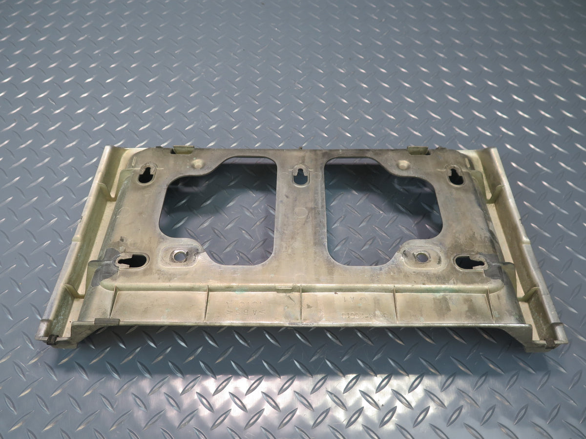 94-95 Toyota Hiace KZH106W License Plate Panel Housing 75403-26010 OEM
