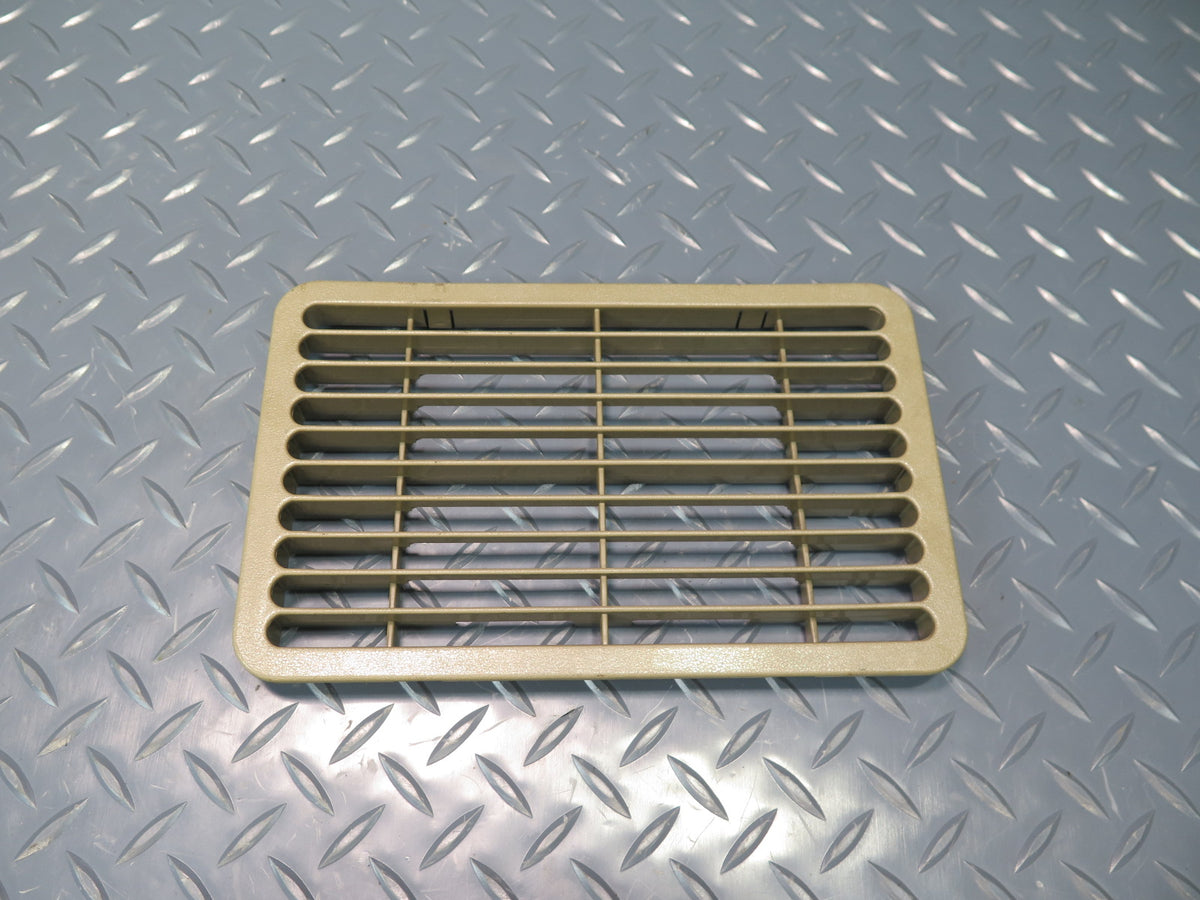 94-95 Toyota Hiace KZH106W Roof Second ROW A/C Air Vent Grille Beige Set OEM