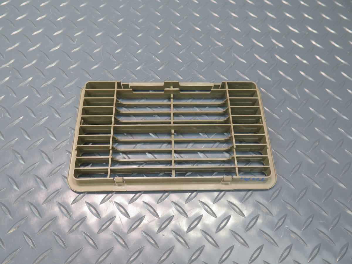 94-95 Toyota Hiace KZH106W Roof Second ROW A/C Air Vent Grille Beige Set OEM