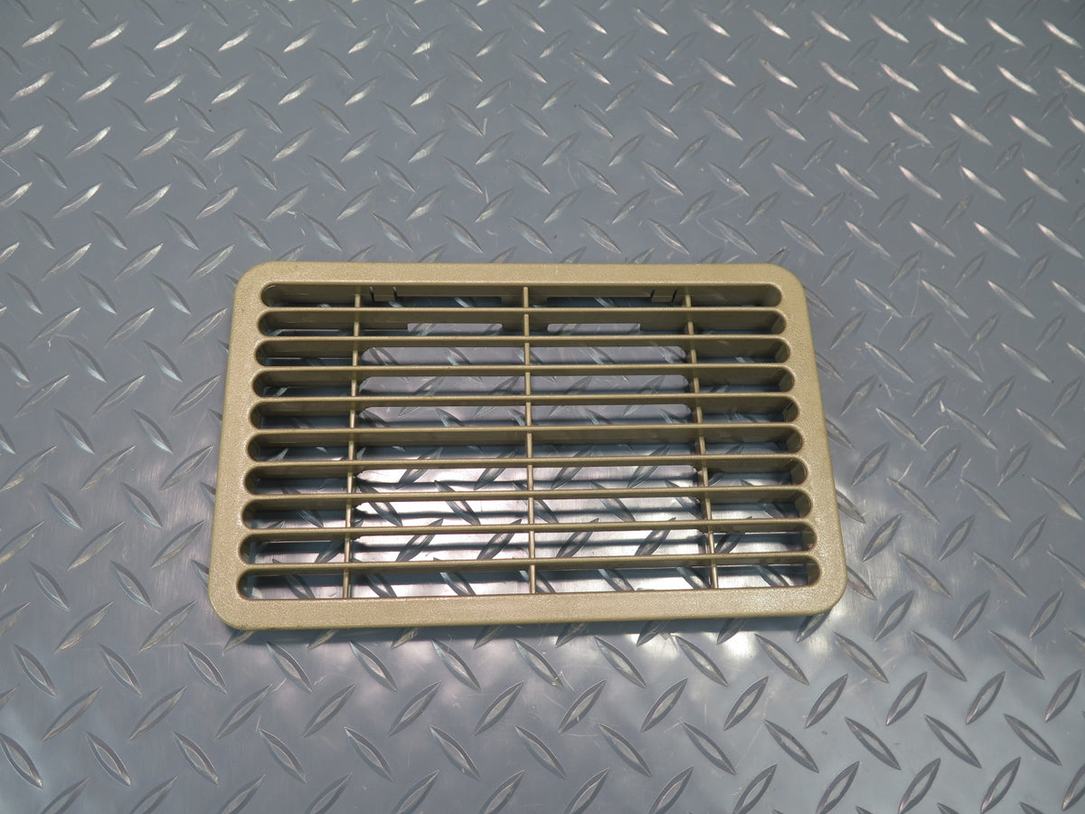 94-95 Toyota Hiace KZH106W Roof Second ROW A/C Air Vent Grille Beige Set OEM