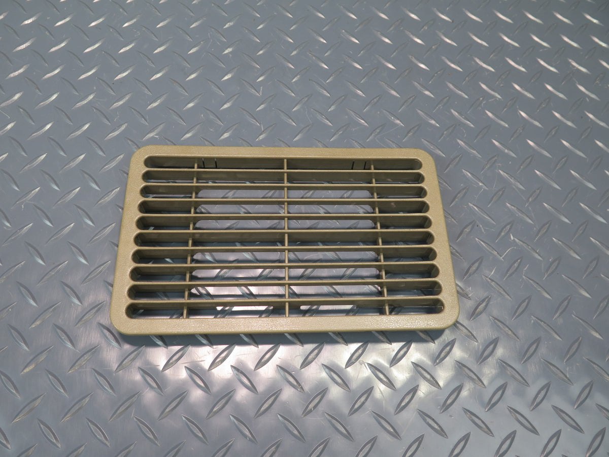 94-95 Toyota Hiace KZH106W Roof Second ROW A/C Air Vent Grille Beige Set OEM