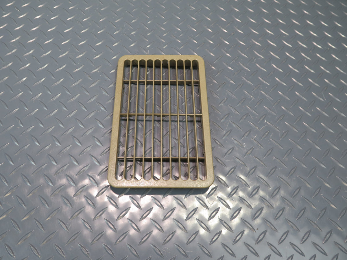 94-95 Toyota Hiace KZH106W Roof Second ROW A/C Air Vent Grille Beige Set OEM