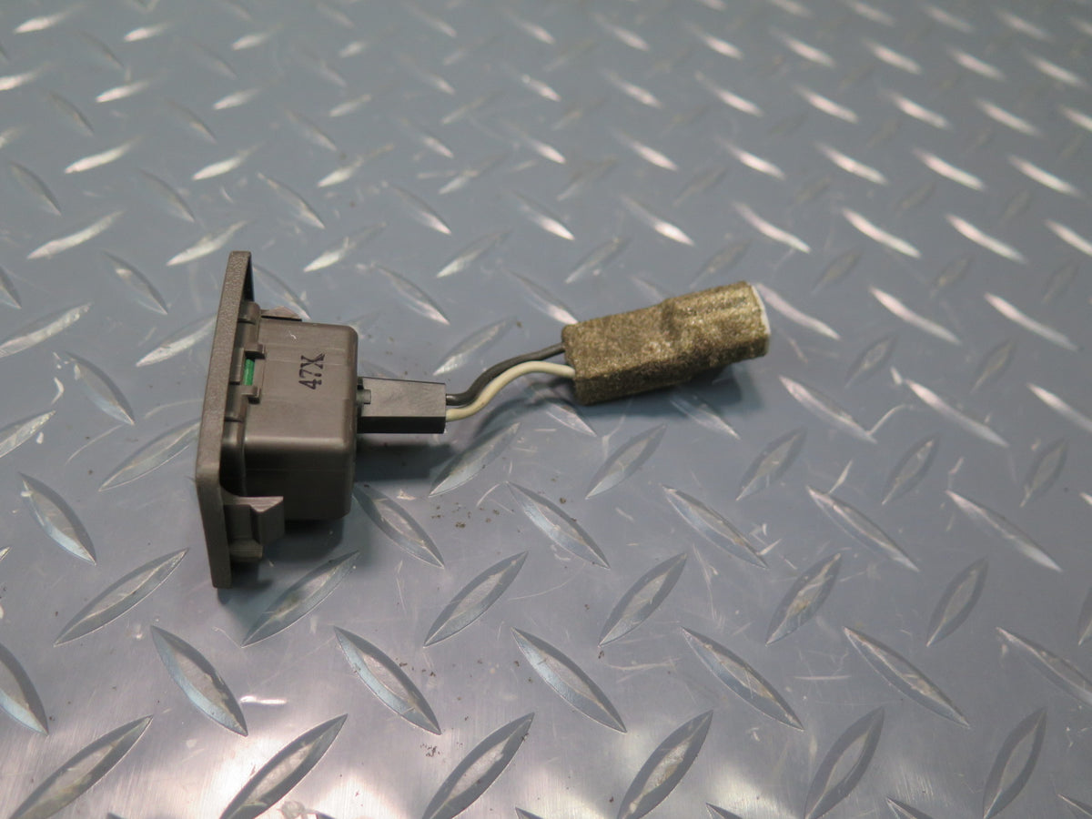 93-96 Toyota Hiace KZH106W Rear A/C Heater Control Indicator OEM