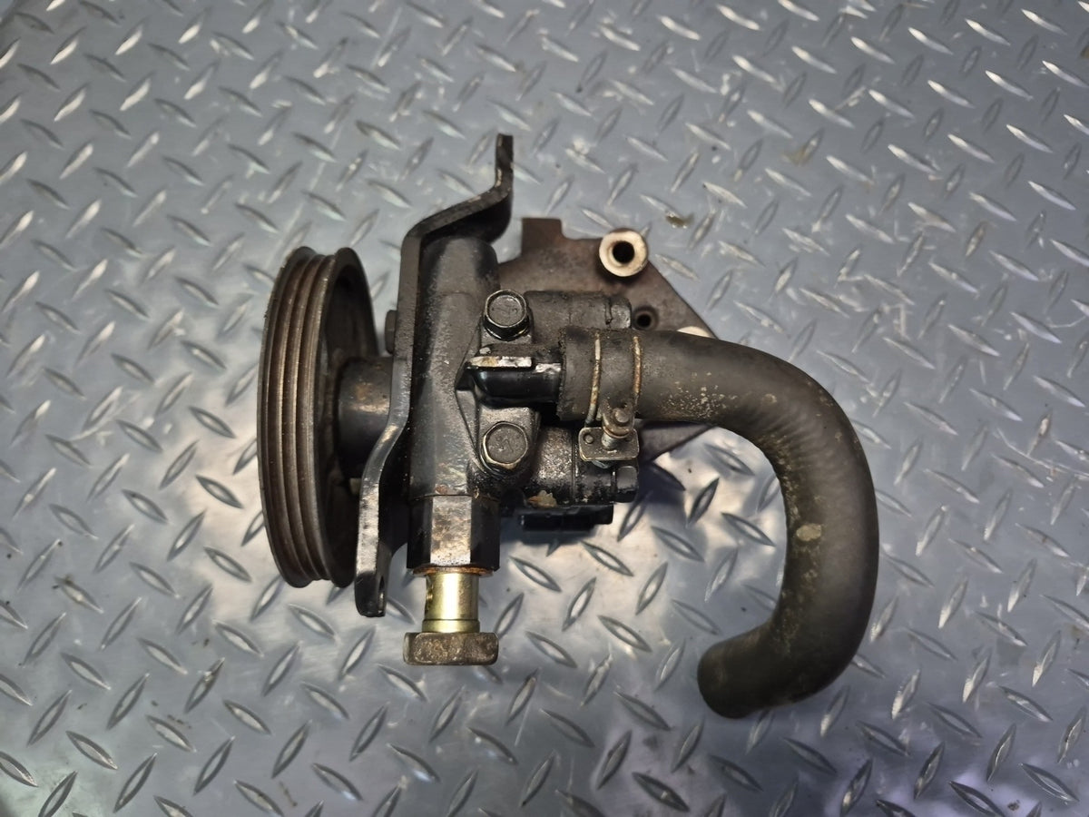87-89 Nissan Z31 300ZX VG30E NA Power Steering Pump w Pulley OEM